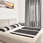 With Parking Space Tribunj, Vodice - 24222 Apartamento *