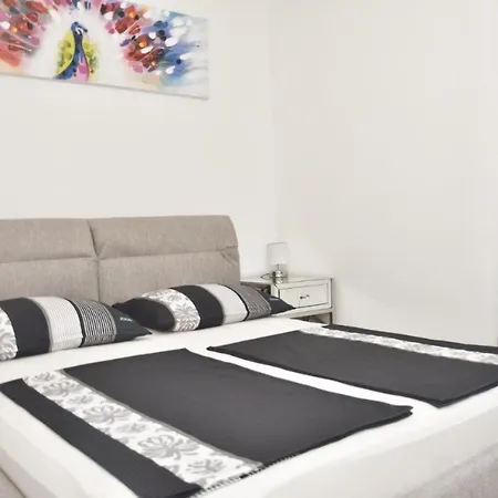 With Parking Space Tribunj, Vodice - 24222 Apartment