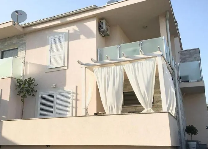 With A Parking Space Tribunj, Vodice - 24222 * Tribalj